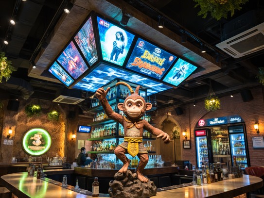 生肖猴传奇，欢蹦乱跳生肖猴，揭秘灵动生肖猴的趣味传说故事