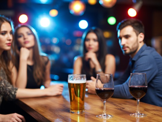 二三无处不倾国生肖寓意解析,揭秘文人指间藏生肖的风雅情缘 二三无处不倾国生肖寓意解析,揭秘文人指间藏生肖的风雅情缘